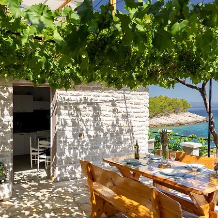 Semesterbostad House Frankica Blato (Korcula)
